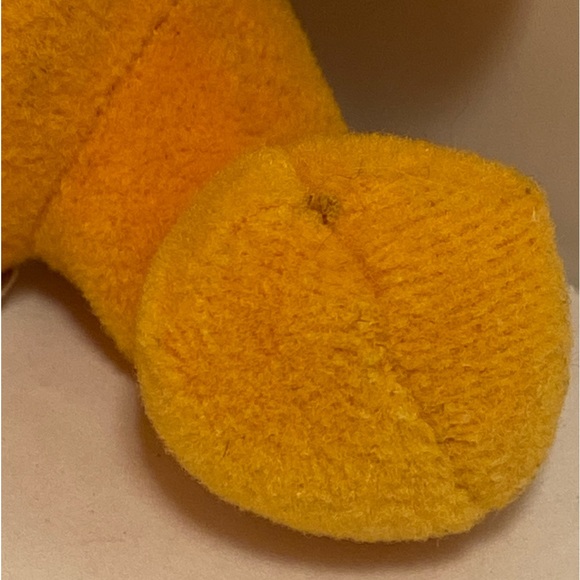 2 Vintage Disney Store Winnie the Pooh  belly rattle PLUSH McDonalds Toy mini - Picture 15 of 16